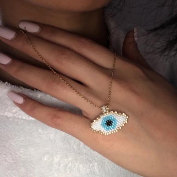 Jewelry - Beaded Evil Eye Necklace!